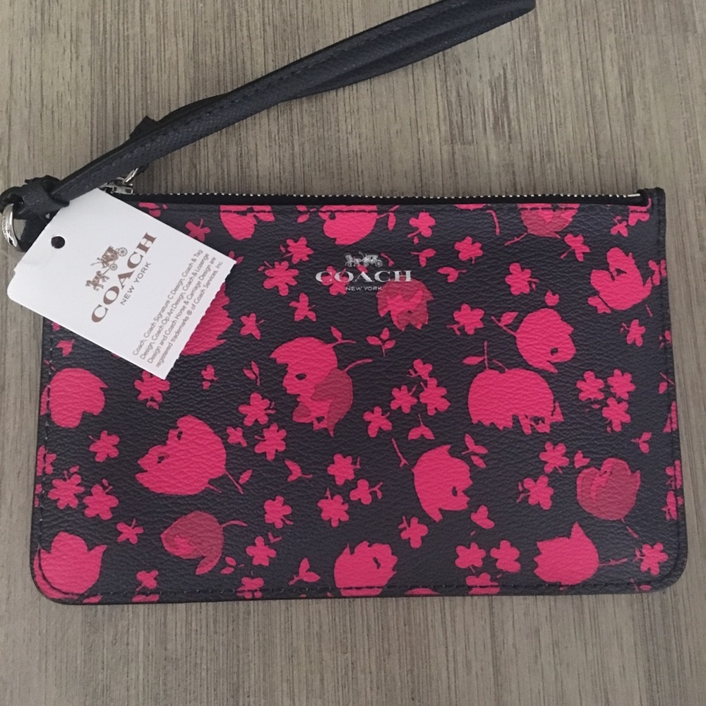 Brand New with Tag Coach Wristlet